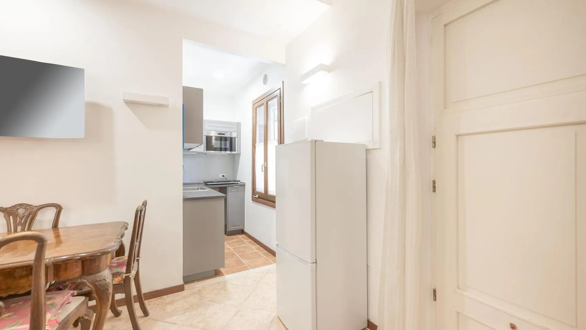 Appartement Casa Luna - Vicino Alla Stazione Dei Treni Venetië