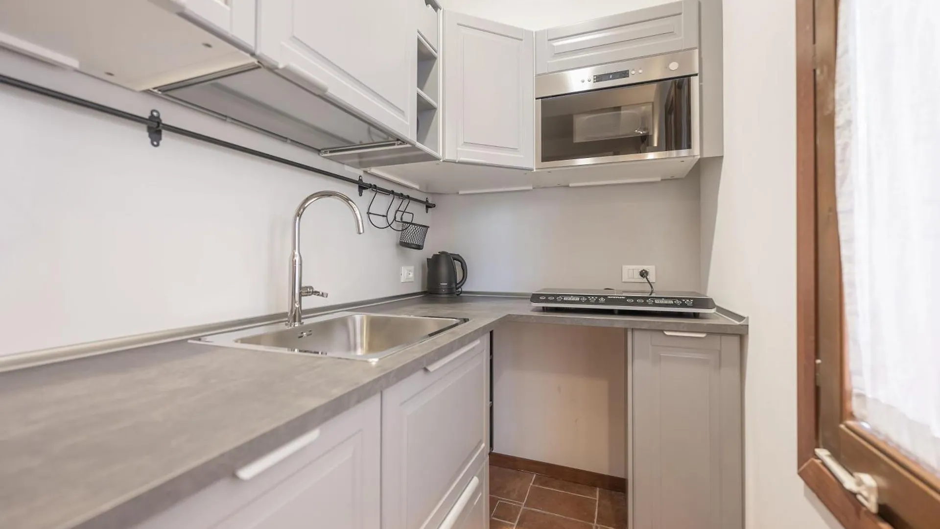 Casa Luna - Vicino Alla Stazione Dei Treni Venetië Appartement