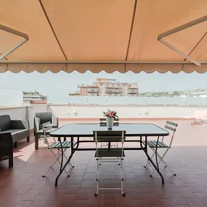 Skyview Terrace: Your Urban Escape Appartamento Aeroporto di Catania Fontana Rossa